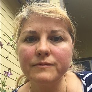 Meet your Posher, Adina